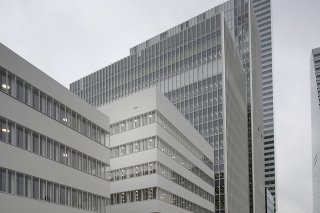 Au dernier pointage, le Mabthera comptait pour 3,9% de la totalité des revenus de l'unité Pharma du colosse pharmaceutique bâlois. (KEYSTONE/Gaetan Bally)